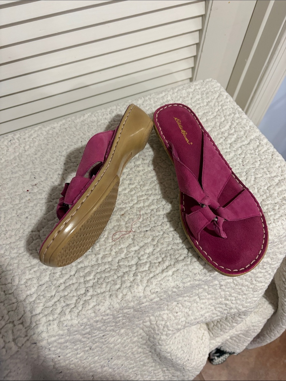 Eddie Bauer Magenta Suede Knot-Detail Slide Sandals